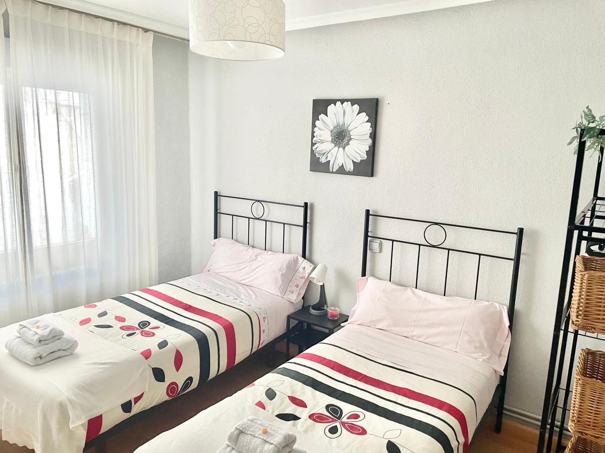 Apartamento San Lazaro. Oviedo Eksteriør billede